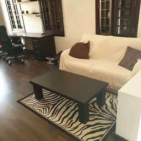 فيلة Luxuriously Renovated